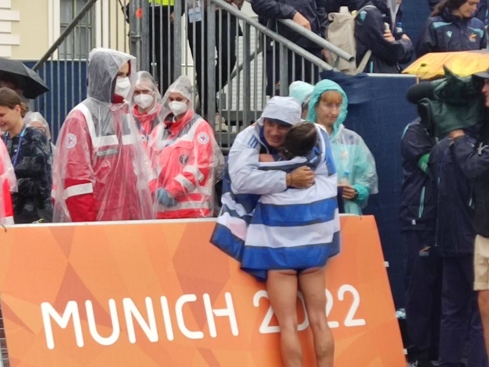 Μοναχο 2022 - Γκρουπ Κεφαλόπουλου: Το χρονικό ενός παραμυθιού (επεισόδιο 2ο) runbeat.gr